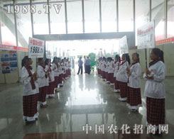 �]���r�����̾W�˵Ċ^�����͛]�бM�^�x�͵ĳɿ�